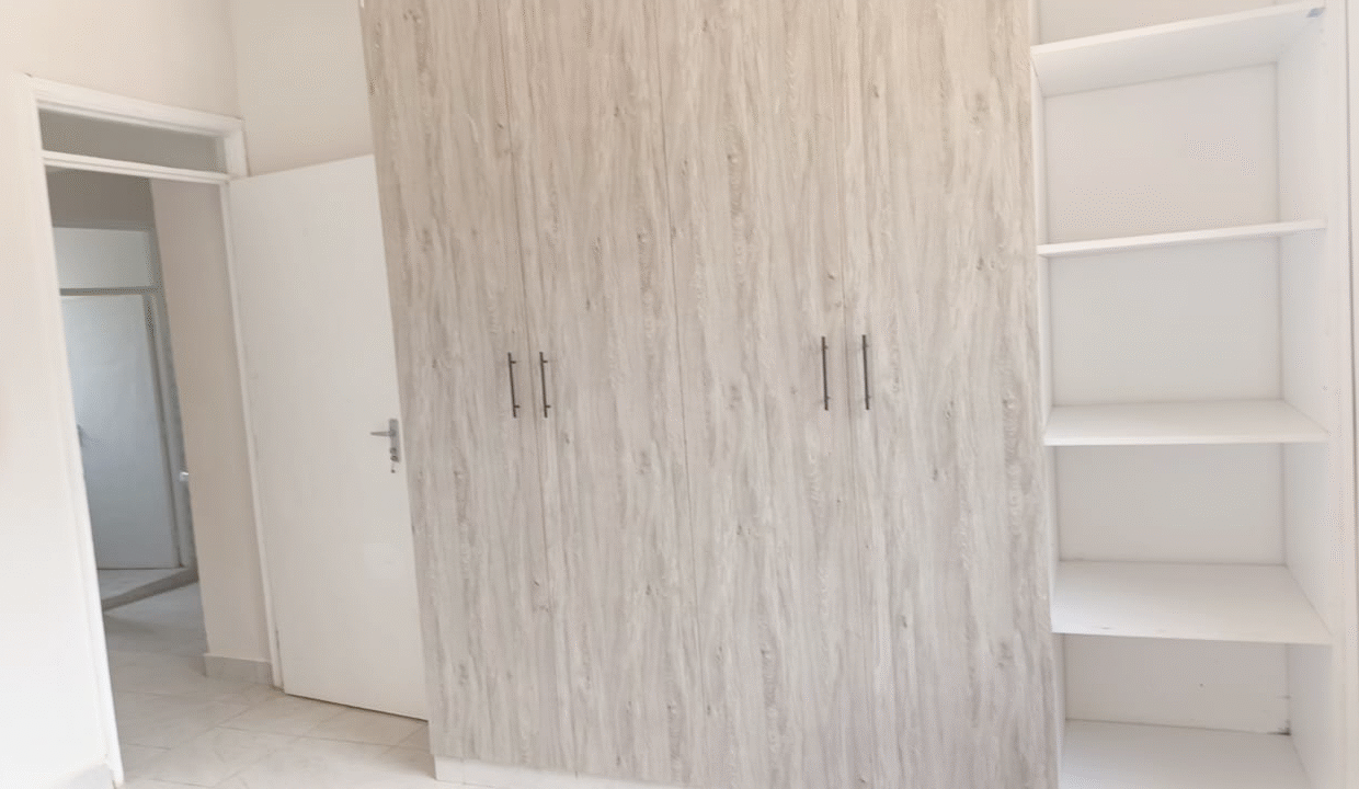 Master Bedroom wadrobes